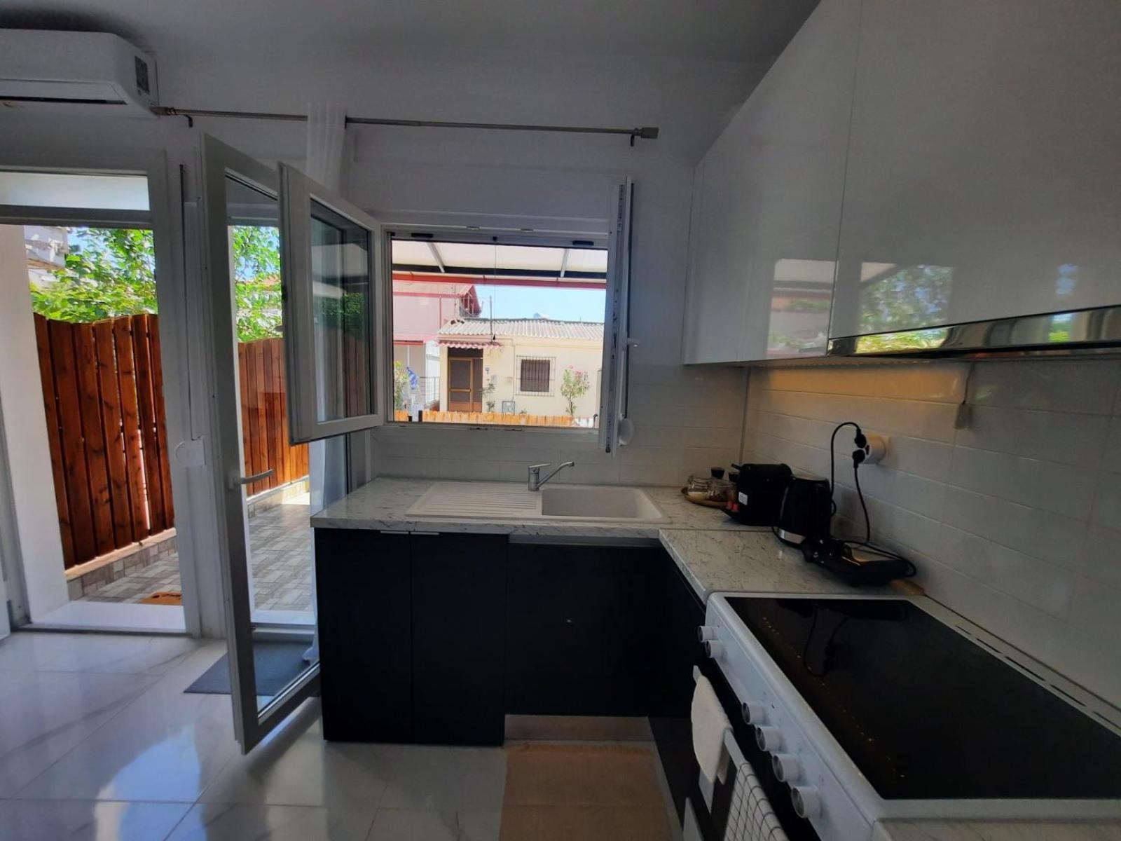 House B Diavata, Thessaloniki Apartment Exterior photo